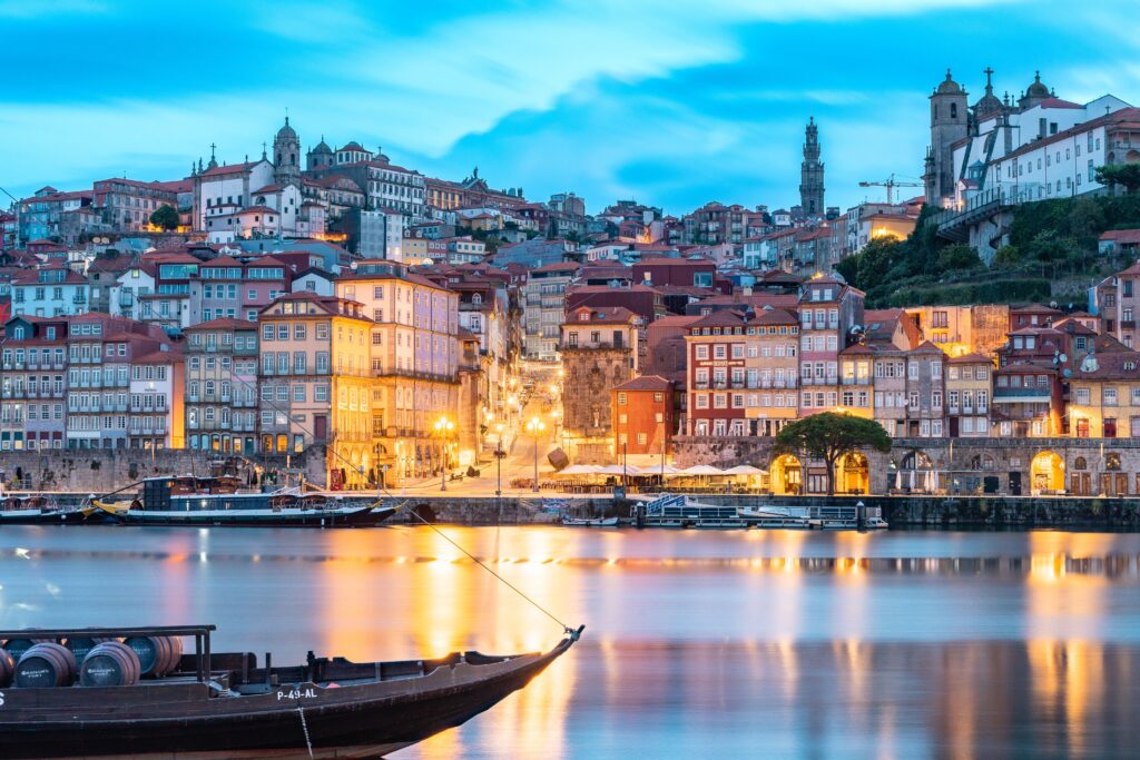A photo from the harbor of Porto